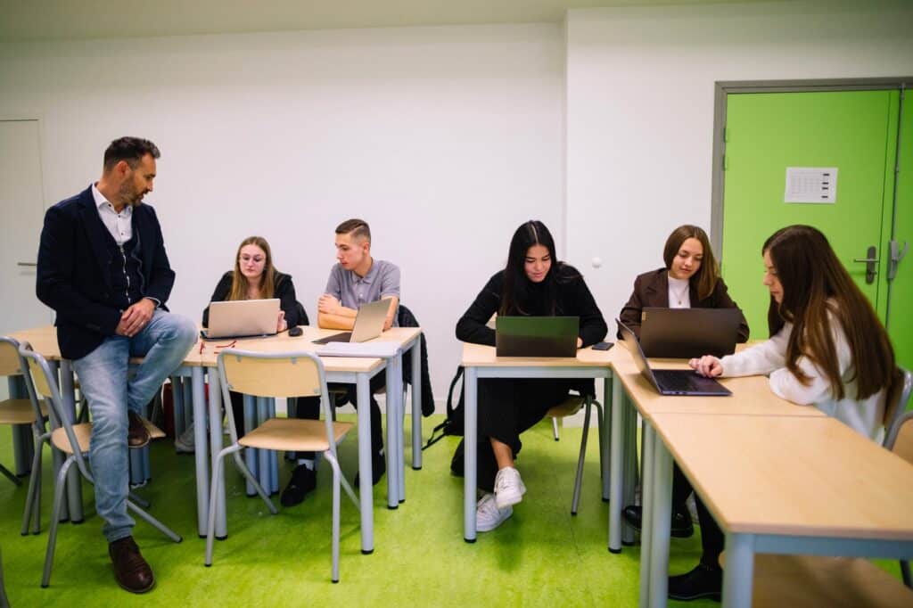 formation bac st2s Formations